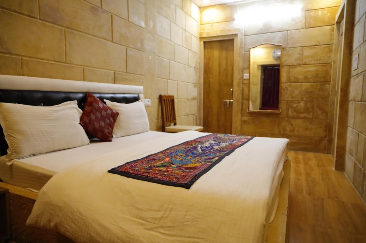 Hotel Jaswant Palace Jaisalmer Chambre photo